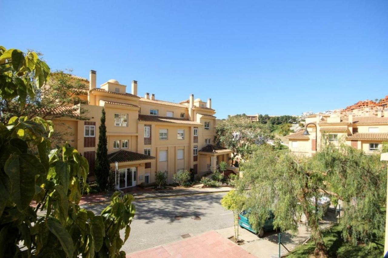Cozy Rentals Princess - Sun, Golf, Mountain Михас Экстерьер фото
